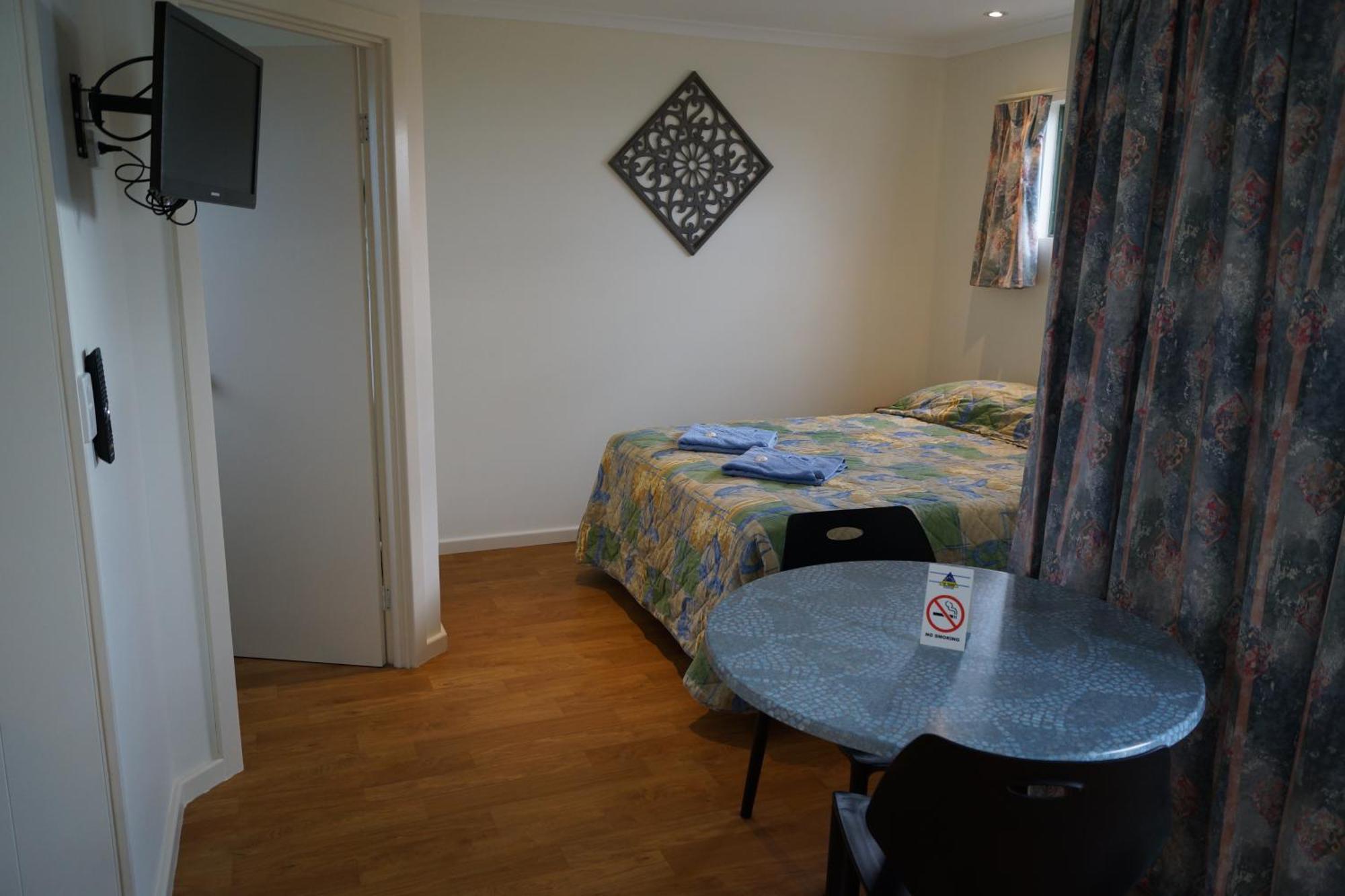Lake Albert Caravan Park Hotel Meningie Phòng bức ảnh