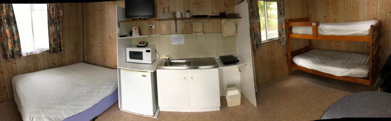 Lake Albert Caravan Park Hotel Meningie Ngoại thất bức ảnh